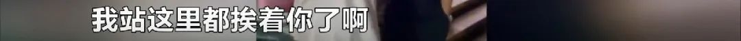 DƬ
